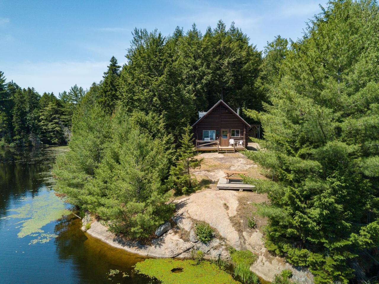 Pourvoirie Du Lac Blanc Saint-Alexis-des-Monts Esterno foto